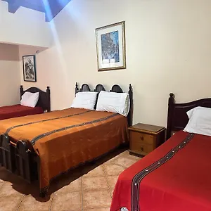 Don Valentino Hotel Antigua